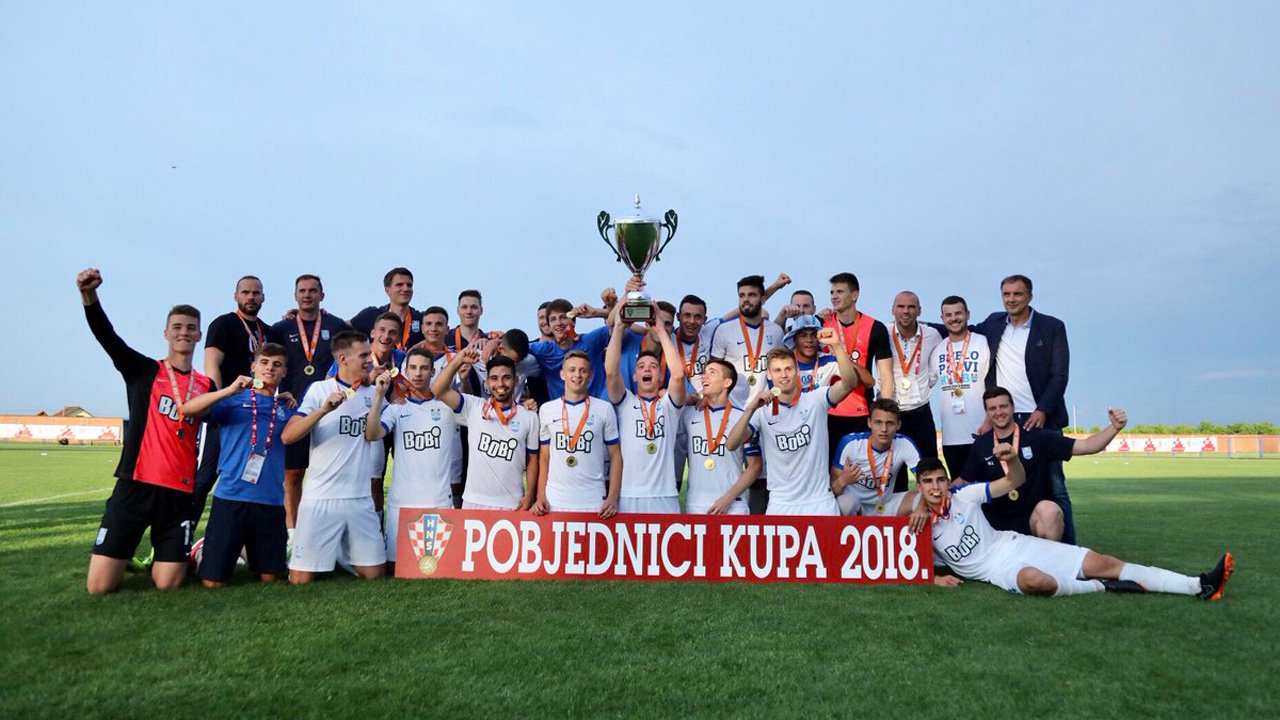 Bobi ponosni sponzor juniora NK Osijeka pobjednika kupa 2018.